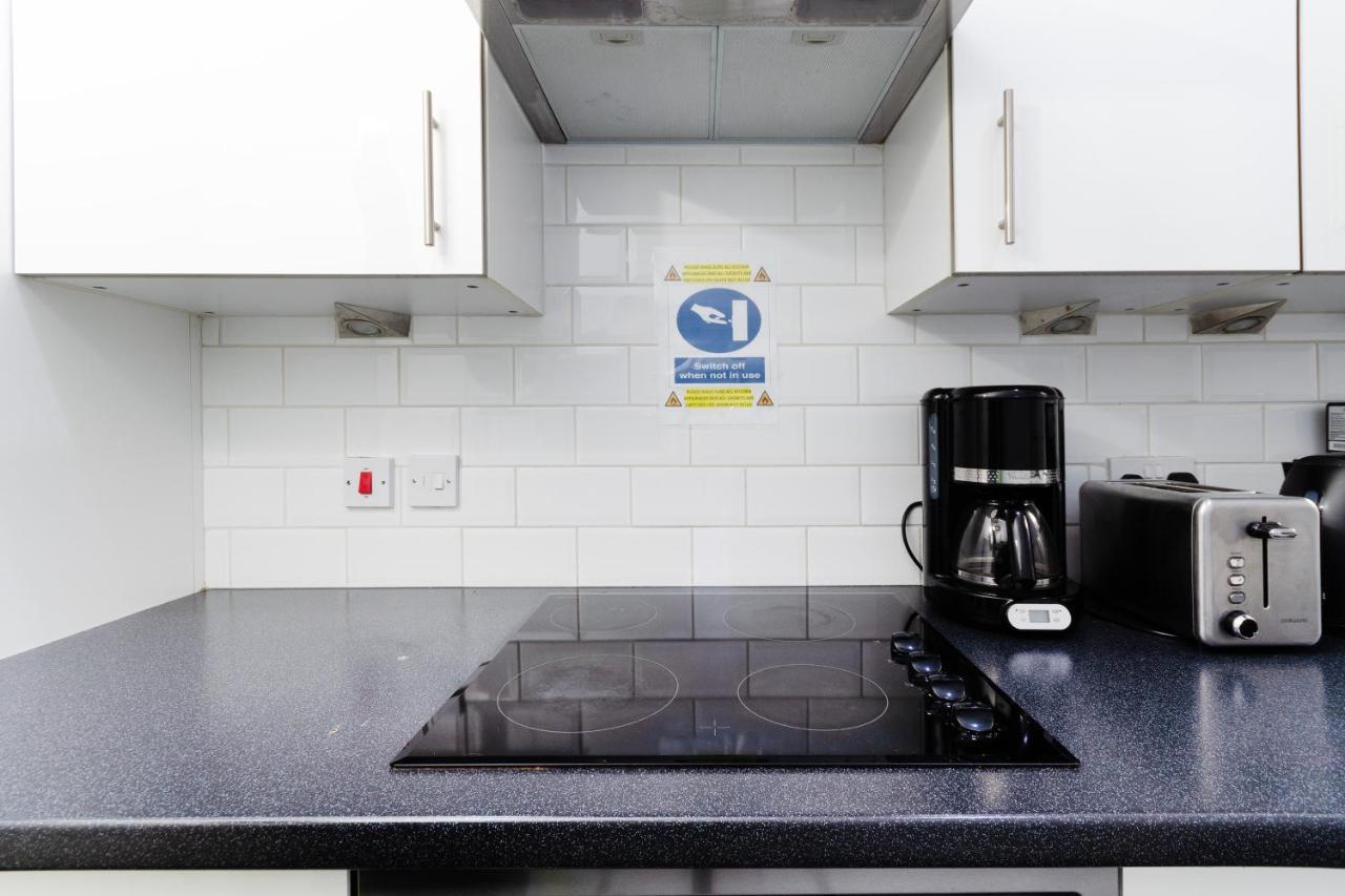 Wells Street Central Apartments 런던 외부 사진